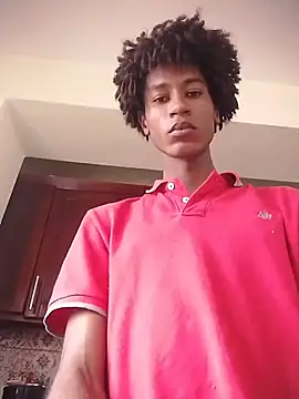 julexsw (M young) - Cum in public! 🍒