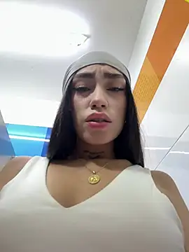 Webcam Model (Bonny_Eva)  is live.Free join now!