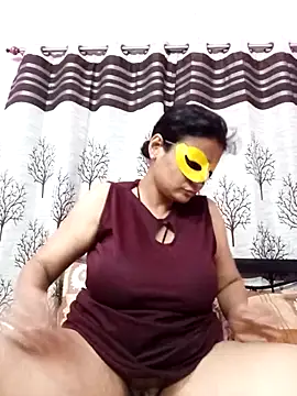 Webcam Model (Gullapi) is live