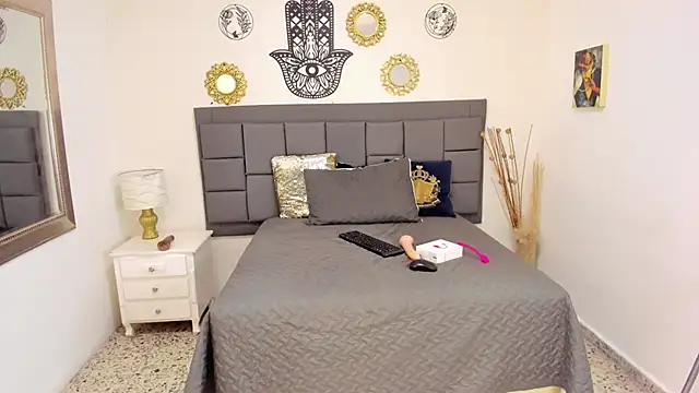 summer_williams18 (F teen) - Fingers  in the pussy