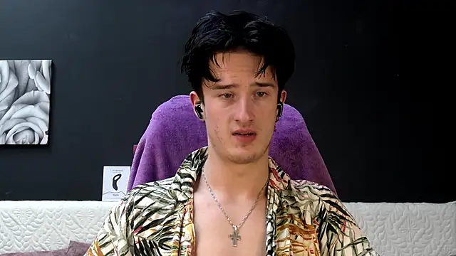 sirreed (M twink) - CUM SHOW!HOT MILK ITS COMING!