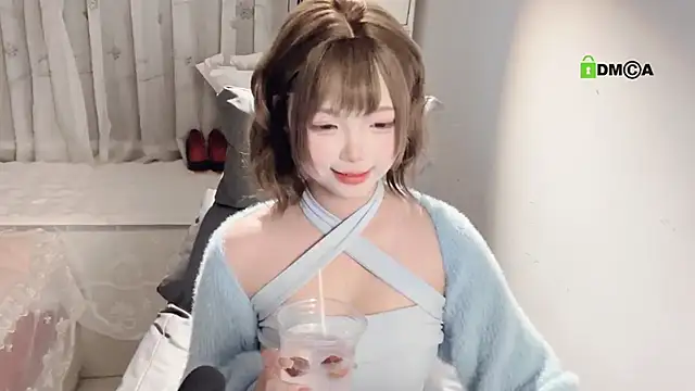 -sanhuamao- (F teen) - 丁字裤翘臀诱惑