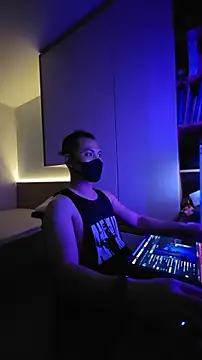 onlyhand9x (Ask my age) - sweet day...