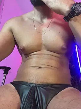 magnumchris live sex cam