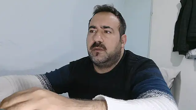 mio_jaks (Ask my age) - Does anyone want sperm? :wanker: