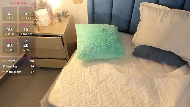 _jamiila (F milf) - boobsjob + oil in my tits