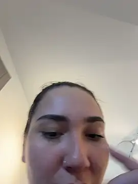 ava_blue (F young) - BOUNCE ASS IN DOGGY + OIL IN ASS