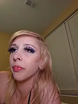 amethystfoxx (F young) - Gape ass with glass plug