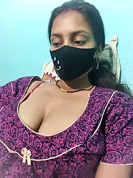 posewith Live Webcam on Stripchat