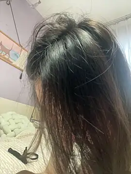 美女Y2Luvk在线直播