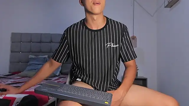 santy_stump (M twink) - cum show