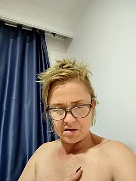 Webcam Model (issa_soto_)  is live.Free join now!