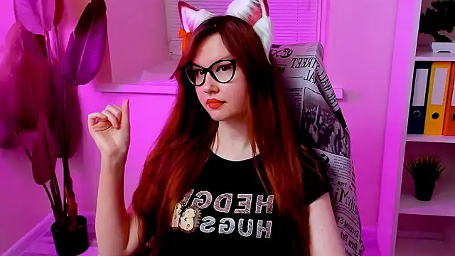 CarolGiggly live sex cam