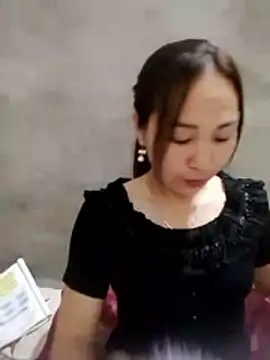 thobaby112 - Thobaby112's free webcam - UK Sex Cams