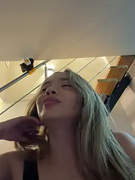 Webcam Model (Irina_Grant)  is live.Free join now!