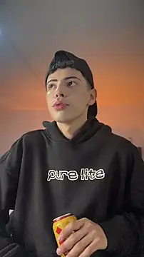 sebastian_reed (M young) - 🖤 Show my hard cock