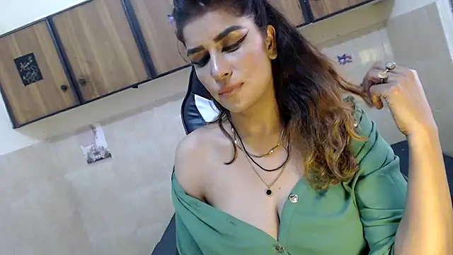 isabella_martin (F milf) - 1000