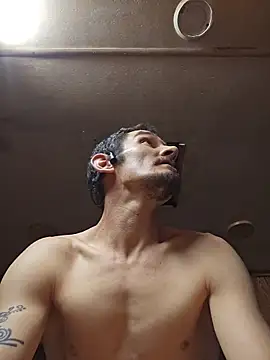 mike42088 (Ask my age) - Shoot my load