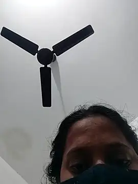 Webcam Model (me-leela)  is live.Free join now!