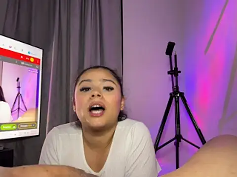 queenryan's live cam