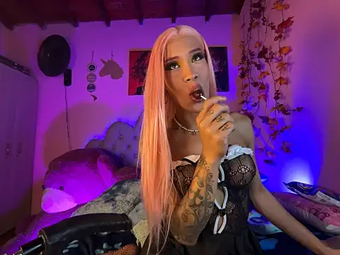 Naugth_channel_ts's live cam