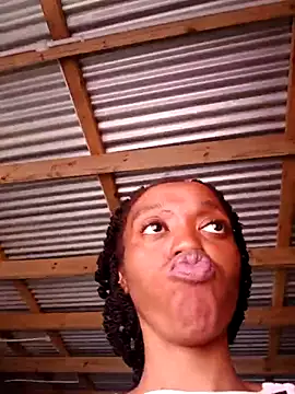 Webcam Model (MNCANYANA)  is live.Free join now!