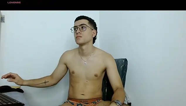 oliver___saint - Oliver___saint's free webcam