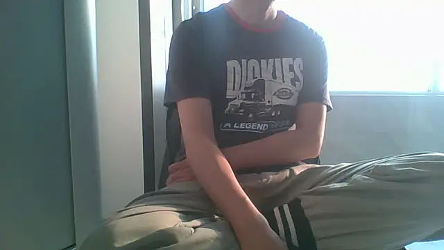 nole_china7 (Ask my age) - talk / fun / cum