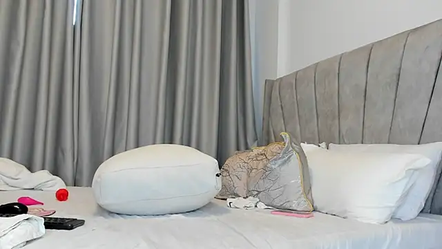 thee_sexy_goddess webcam