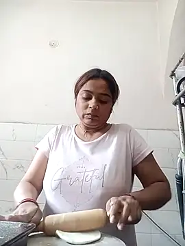 Trisha_71 live sex cam