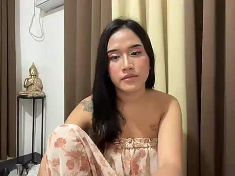 savanna_pleasure (T young) - Cum in public!!