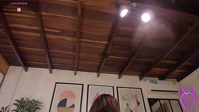 miakay1 (F teen) - Put ur fingers in my pussy