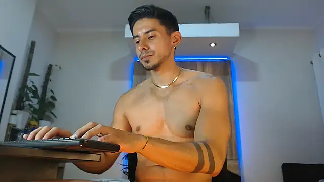 Andrew_4_'s live cam