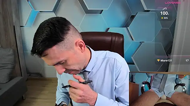 SteveTiger live sex cam