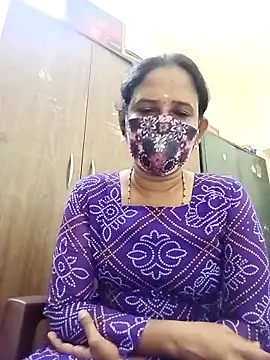 Webcam Model (tamil_Boomika)  is live.Free join now!