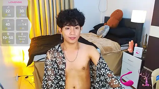 wildesttwink - WildestTwink's free webcam - UK Sex Cams