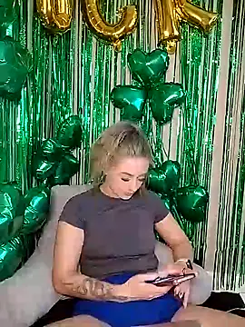 Webcam Model (SalemAlexiss) is live