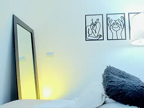 andrea_cherryy live sex cam