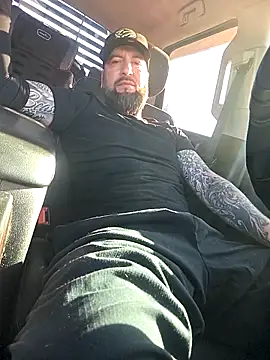 Beardedtattood's live cam