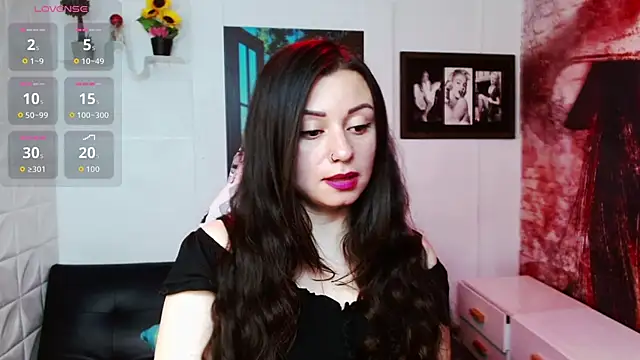 eva_roussell - Eva_Roussell's free webcam - UK Sex Cams