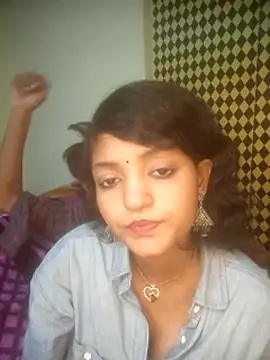 freakingromance - Freakingromance's free webcam - UK Sex Cams