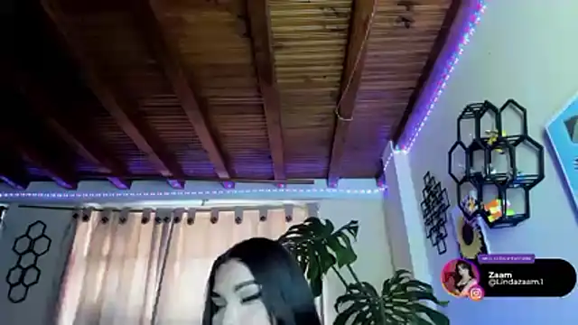 linda_zaam83866 webcam