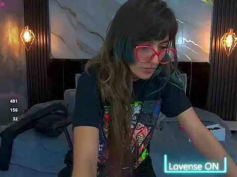 dark_dominika - Dark_Dominika's free webcam - UK Sex Cams