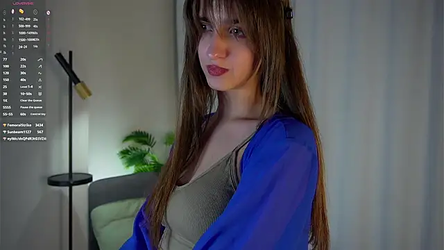 ClarineCasebolt webcam