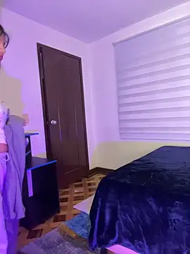 kittysari - KittySari's free webcam - UK Sex Cams