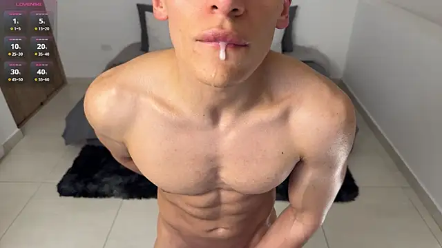 maxx_lancaster - Maxx_Lancaster's free webcam - UK Sex Cams