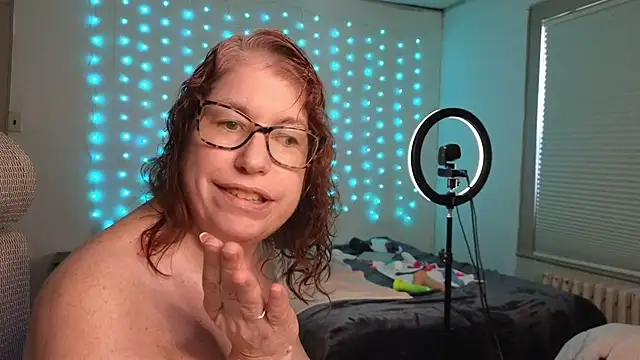 luvely_gurl - Luvely_gurl's free webcam