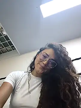 freyarosse - Freyarosse's free webcam