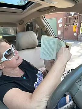 lilmisskaos - LilMissKaos's free webcam - UK Sex Cams