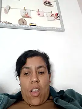 Webcam Model (Molly_newman6)  is live.Free join now!